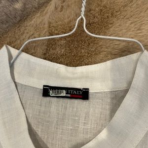 Linen white shirt for your vacation